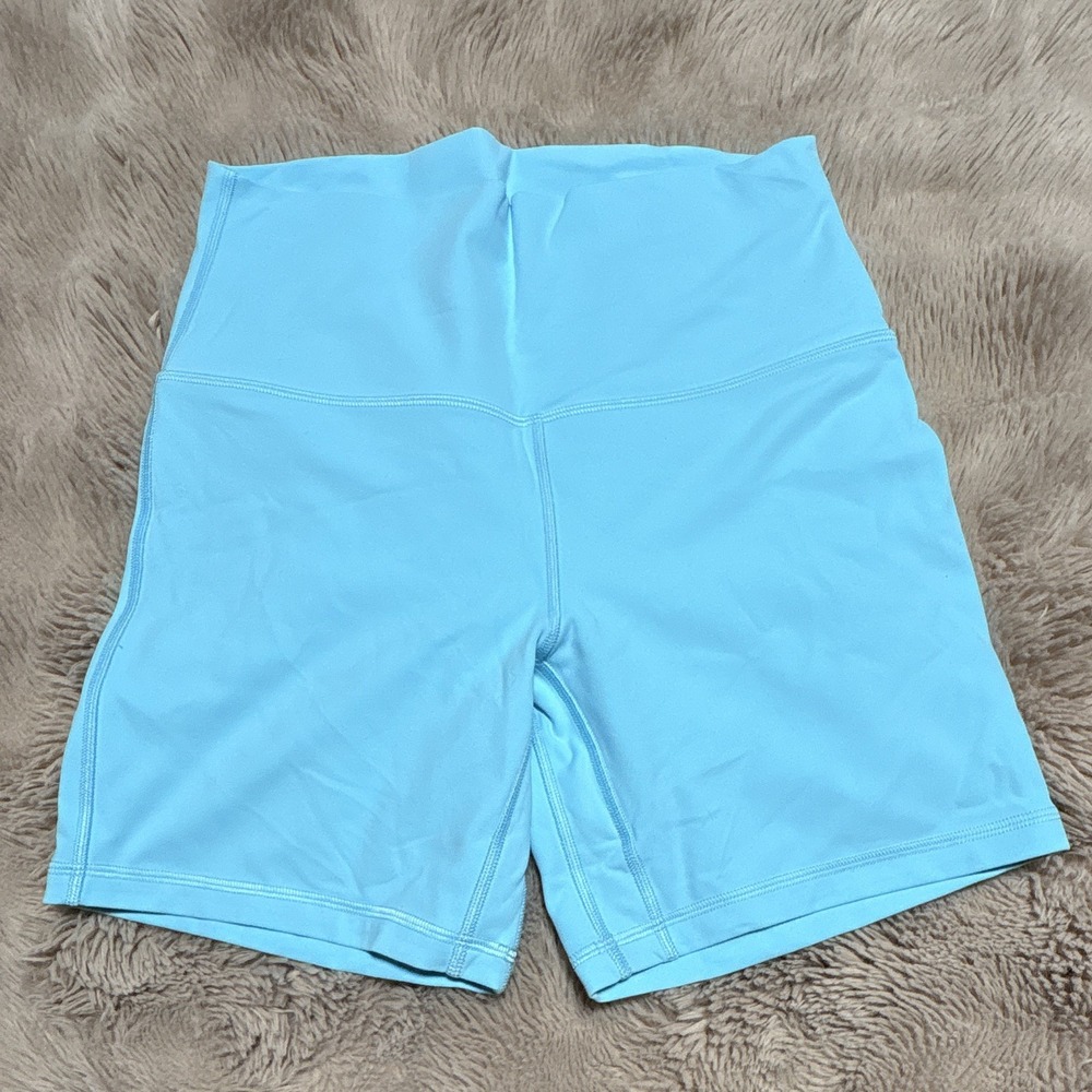 Lululemon Women's Blue Size 8 Biker Shorts Stretch Elastic Waist Knit